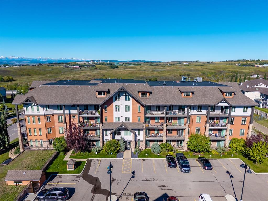 Picture of 2203, 15 Sunset Square , Cochrane Real Estate Listing