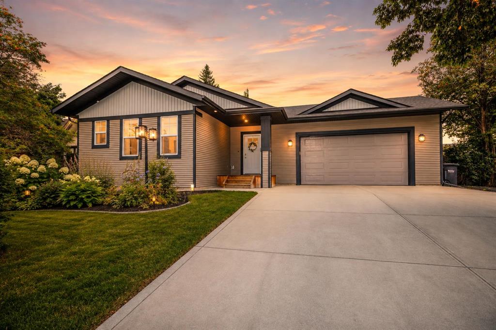 Picture of 3541 44 Avenue , Red Deer Real Estate Listing