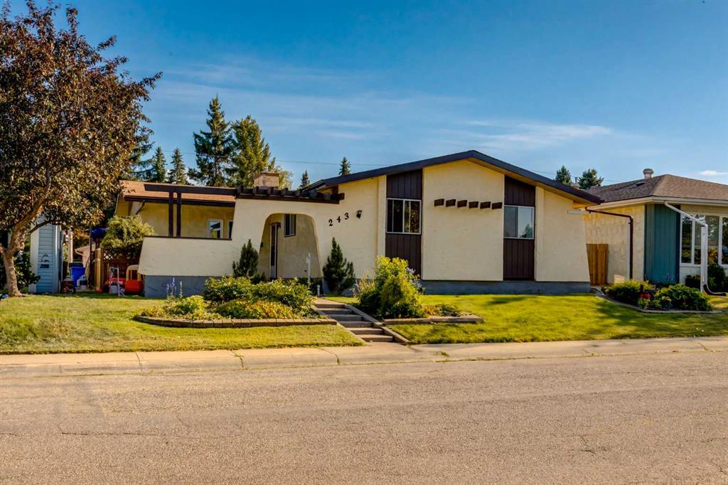 Picture of 243 Cedarpark Green SW, Calgary Real Estate Listing