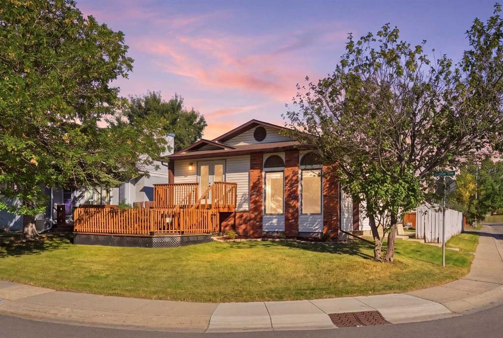Picture of 236 Marquis Place SE, Airdrie Real Estate Listing