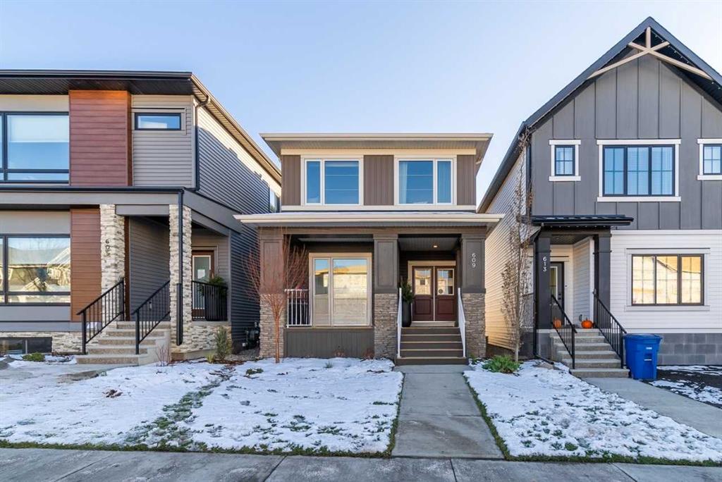 Picture of 609 Lambeau Link SE, Airdrie Real Estate Listing