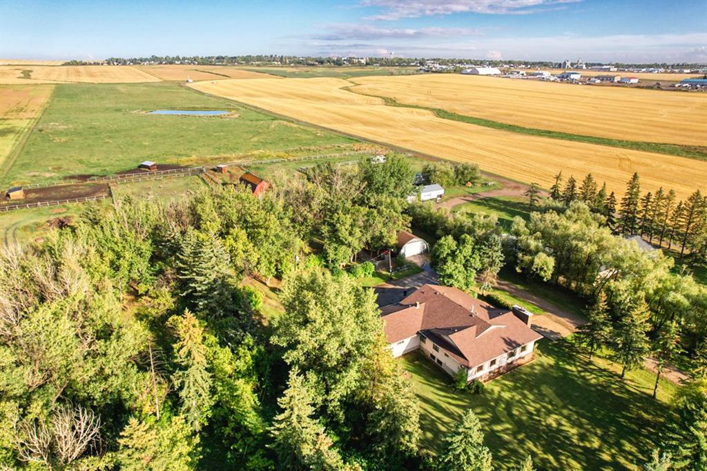 Picture of 320045 Range Road 241  , Rural Kneehill County Real Estate Listing