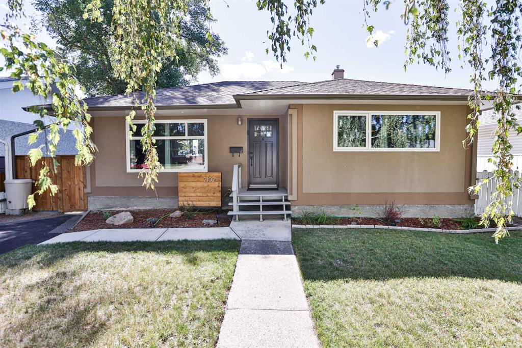 Picture of 2102 15 Avenue S, Lethbridge Real Estate Listing