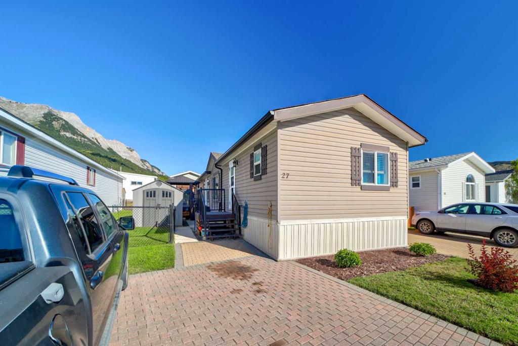 Picture of 27, 801 232 Street , Hillcrest Real Estate Listing