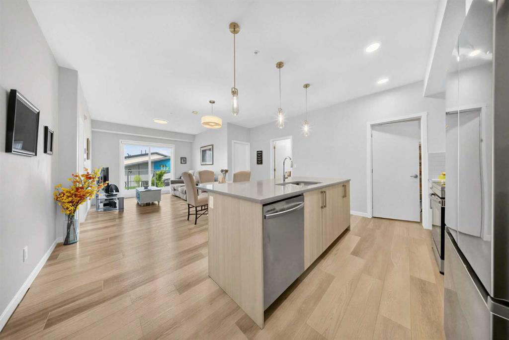 Picture of 1211, 220 Seton Grove SE, Calgary Real Estate Listing