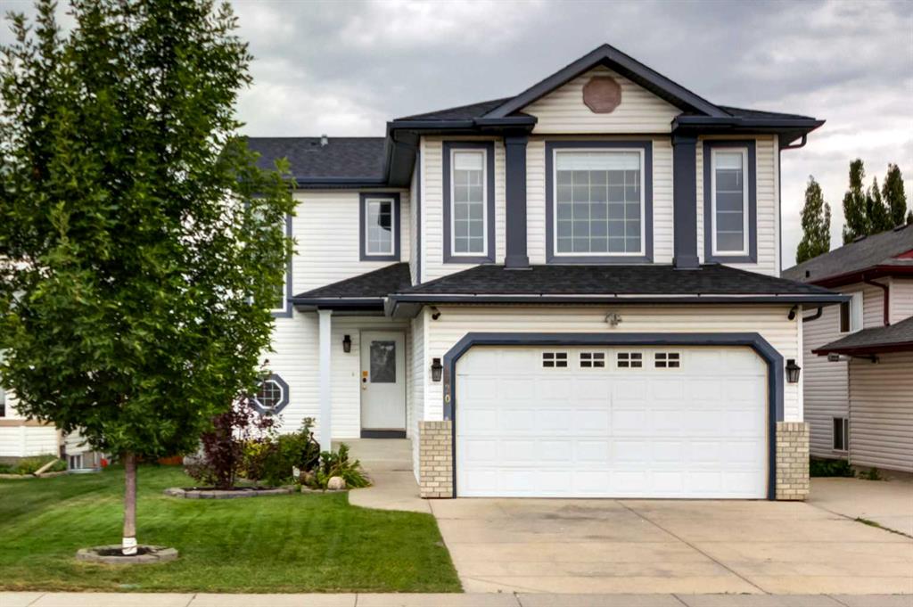 Picture of 1820 Woodside Boulevard NW, Airdrie Real Estate Listing