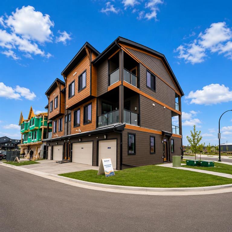 Picture of 304, 4115 206 Avenue SE, Calgary Real Estate Listing