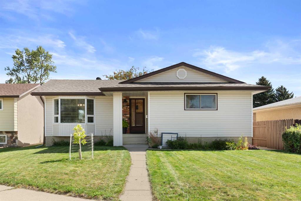 Picture of 2335 Porter Place SE, Medicine Hat Real Estate Listing