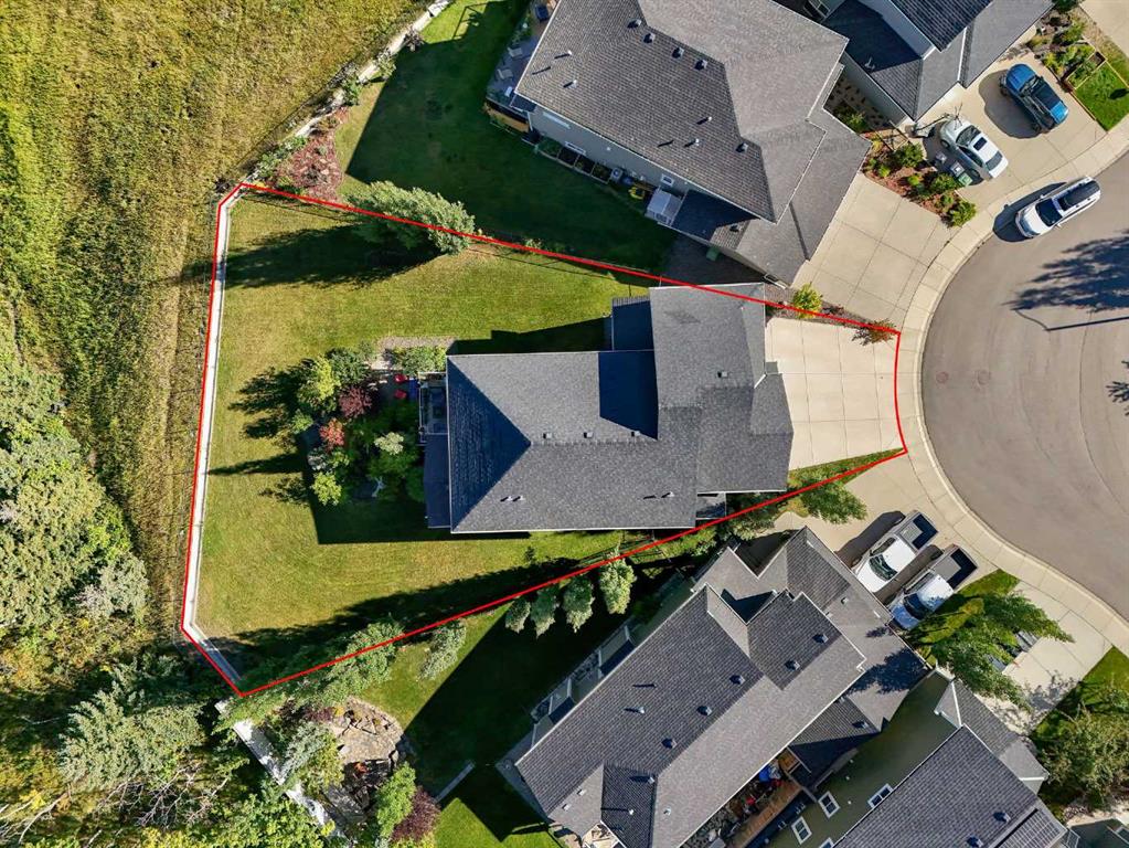 Picture of 128 Ridge View Close , Cochrane Real Estate Listing