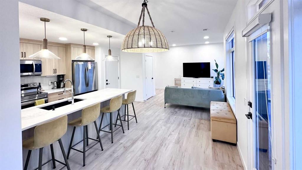 Picture of 407, 562 Seton Circle SE, Calgary Real Estate Listing
