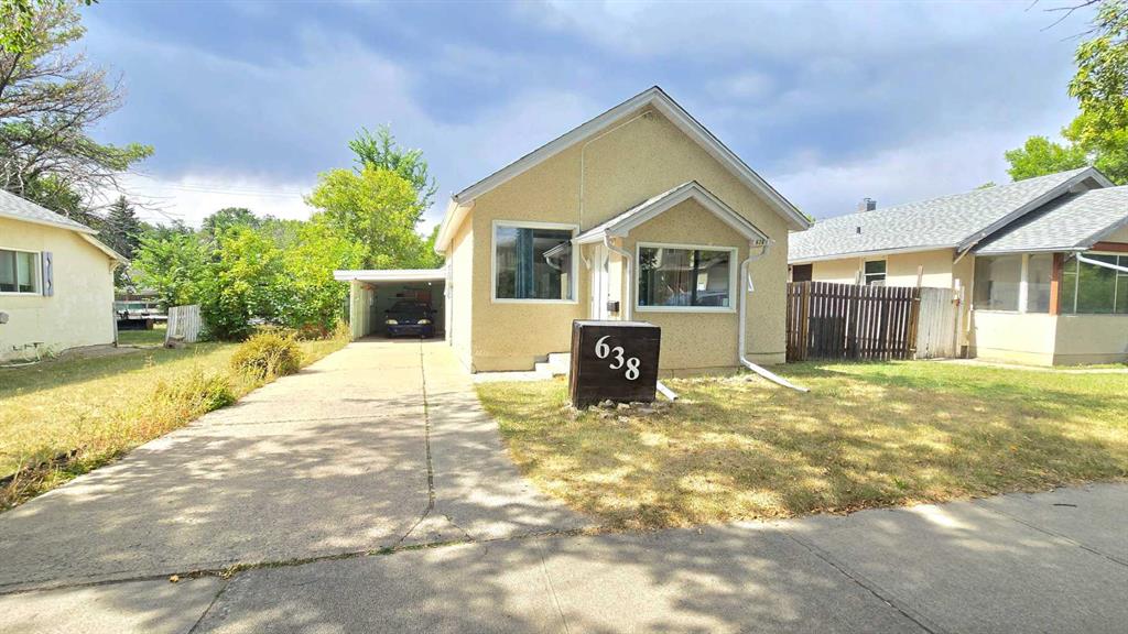 Picture of 638 12A Street N, Lethbridge Real Estate Listing