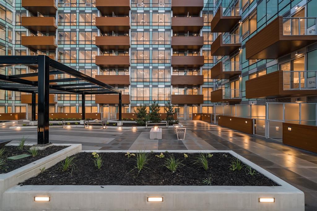 Picture of 325, 110 18A Street NW, Calgary Real Estate Listing