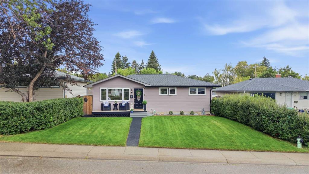 Picture of 59 Ferncliff Crescent SE, Calgary Real Estate Listing