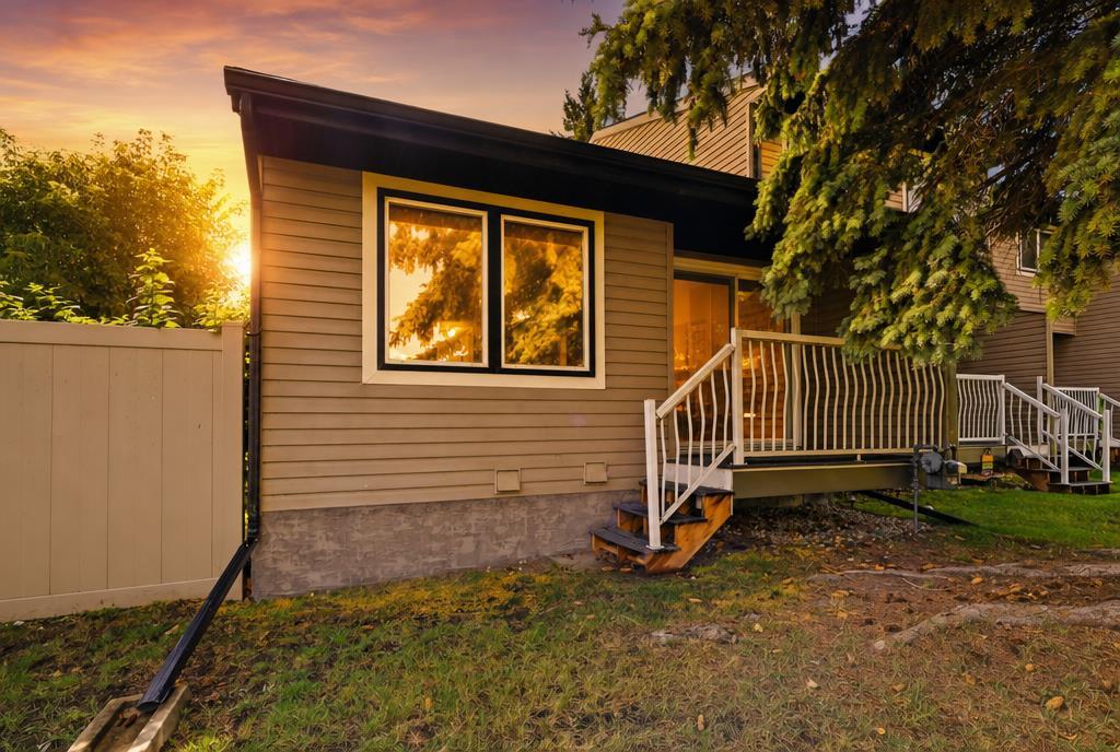 Picture of 18, 96 Holmes Street , Red Deer Real Estate Listing