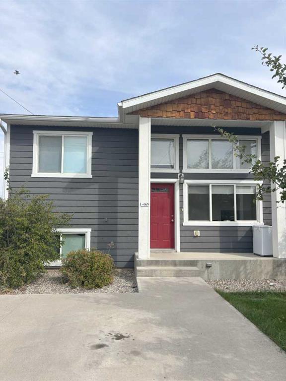 Picture of 1, 469 15 Street , Fort Macleod Real Estate Listing
