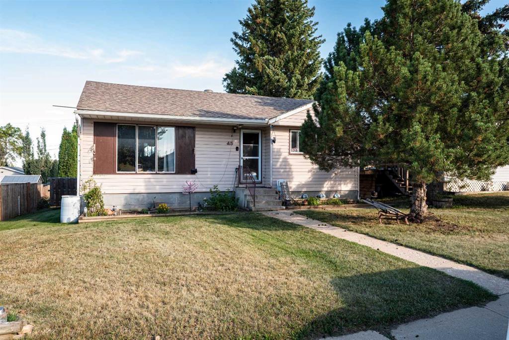 Picture of 418 School Road , Trochu Real Estate Listing