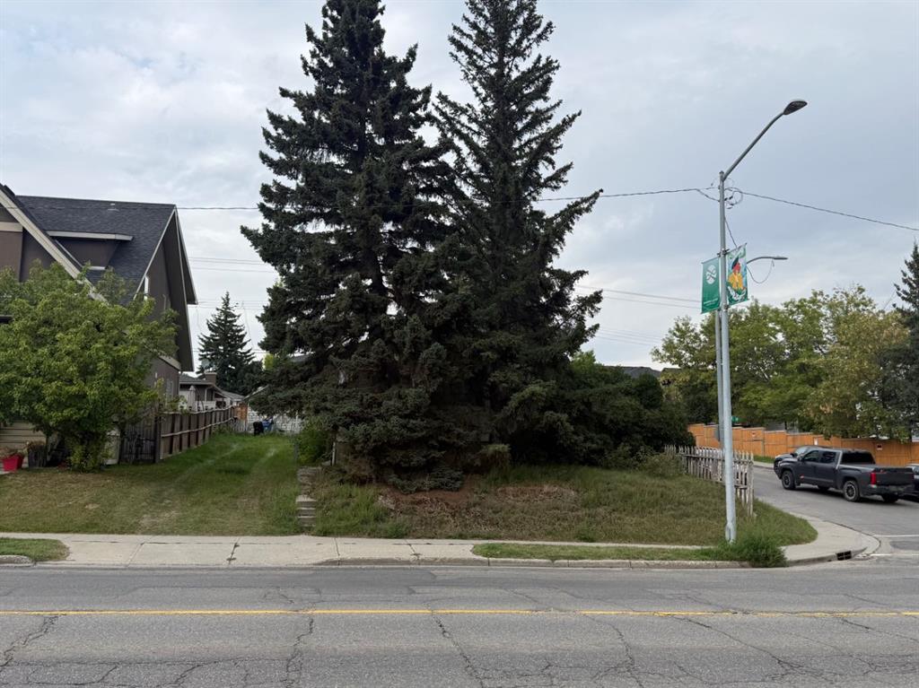 Picture of 1902 33 Avenue SW, Calgary Real Estate Listing
