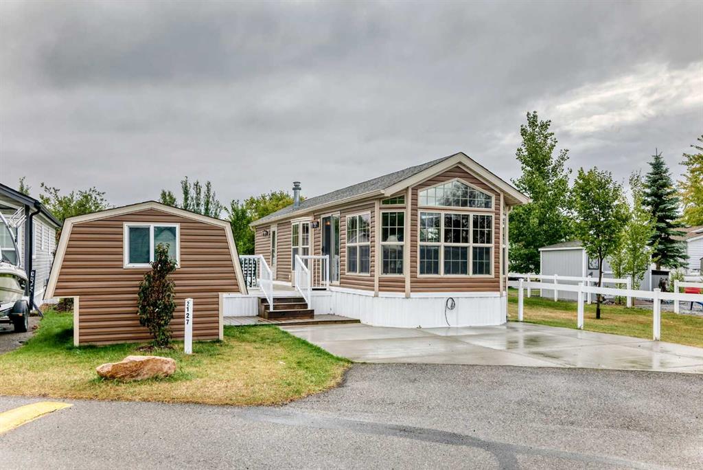 Picture of 2127, 35468 30 Range , Rural Red Deer County Real Estate Listing