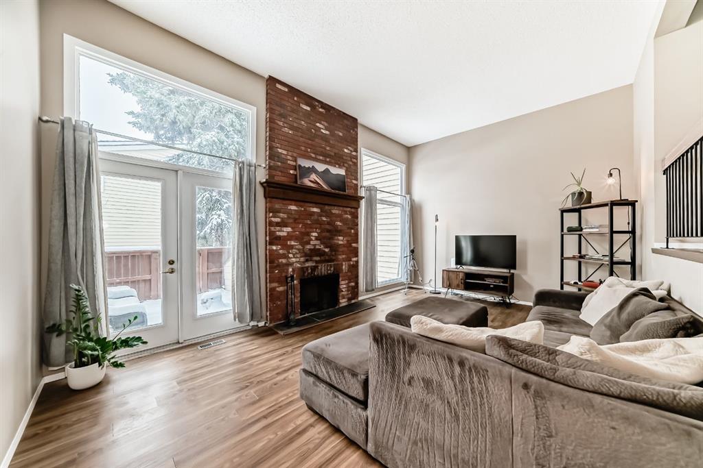 Picture of 407 Point Mckay Garden NW, Calgary Real Estate Listing