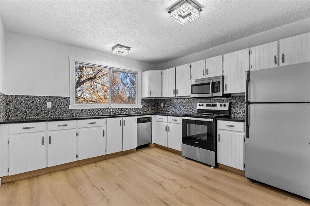 Picture of 7006A Bowness Road NW, Calgary Real Estate Listing