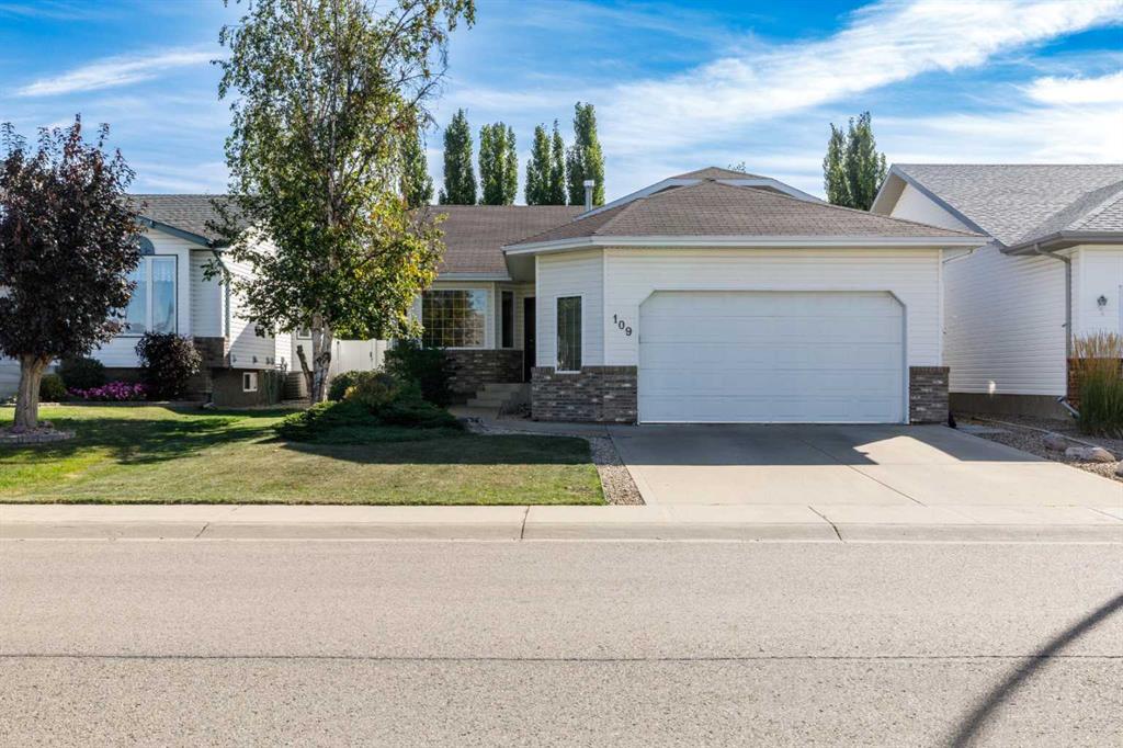 Picture of 109 Doran Crescent , Red Deer Real Estate Listing