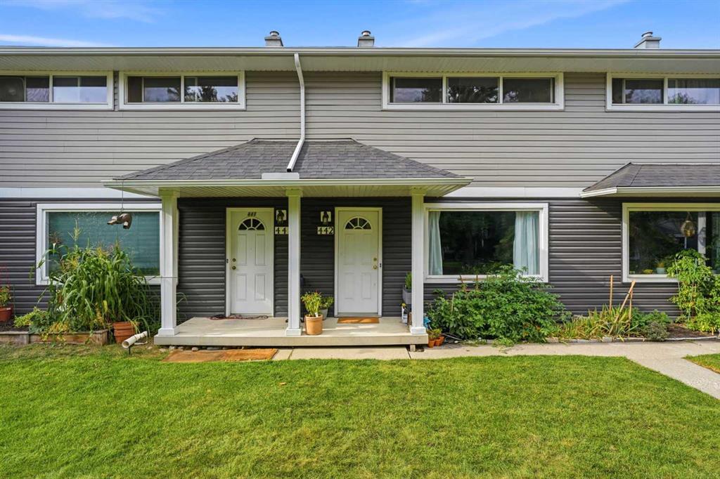 Picture of 442 Regal Park NE, Calgary Real Estate Listing
