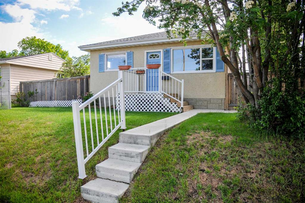 Picture of 5223 46 Street , Camrose Real Estate Listing