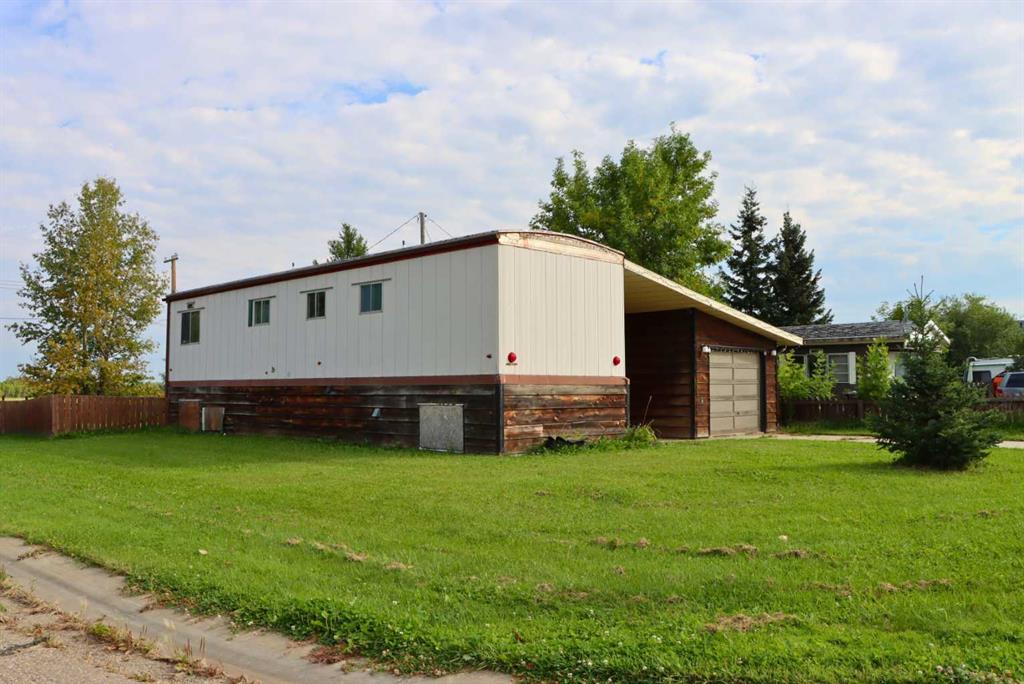 Picture of 5219 52 Avenue  , Valleyview Real Estate Listing