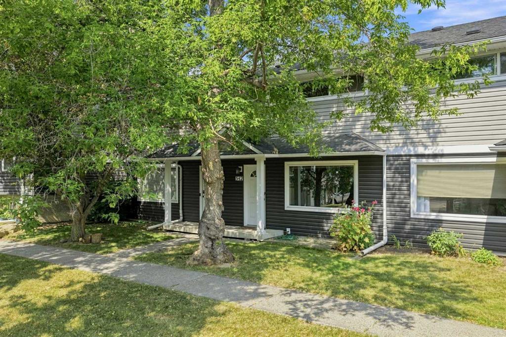 Picture of 542 Regal Park NE, Calgary Real Estate Listing