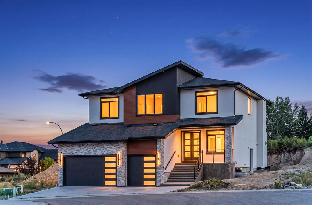 Picture of 50 Elmont Close SW, Calgary Real Estate Listing