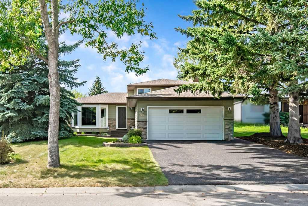 Picture of 55 Suntree Lane , Okotoks Real Estate Listing