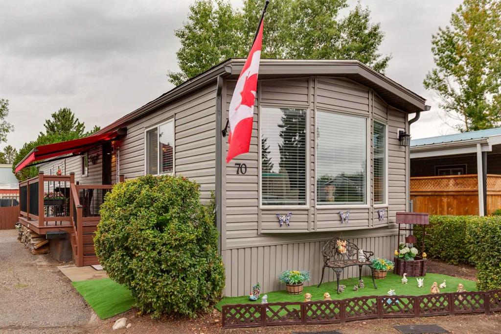 Picture of 70, 3223 83 Street NW, Calgary Real Estate Listing