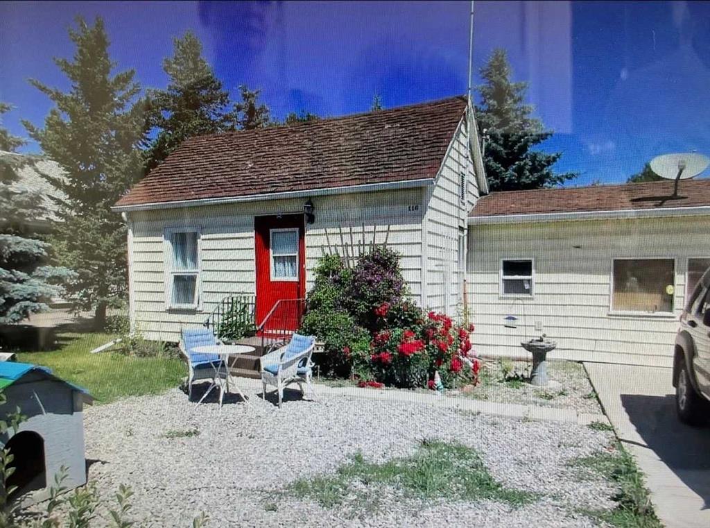 Picture of 116 51 Avenue W, Claresholm Real Estate Listing
