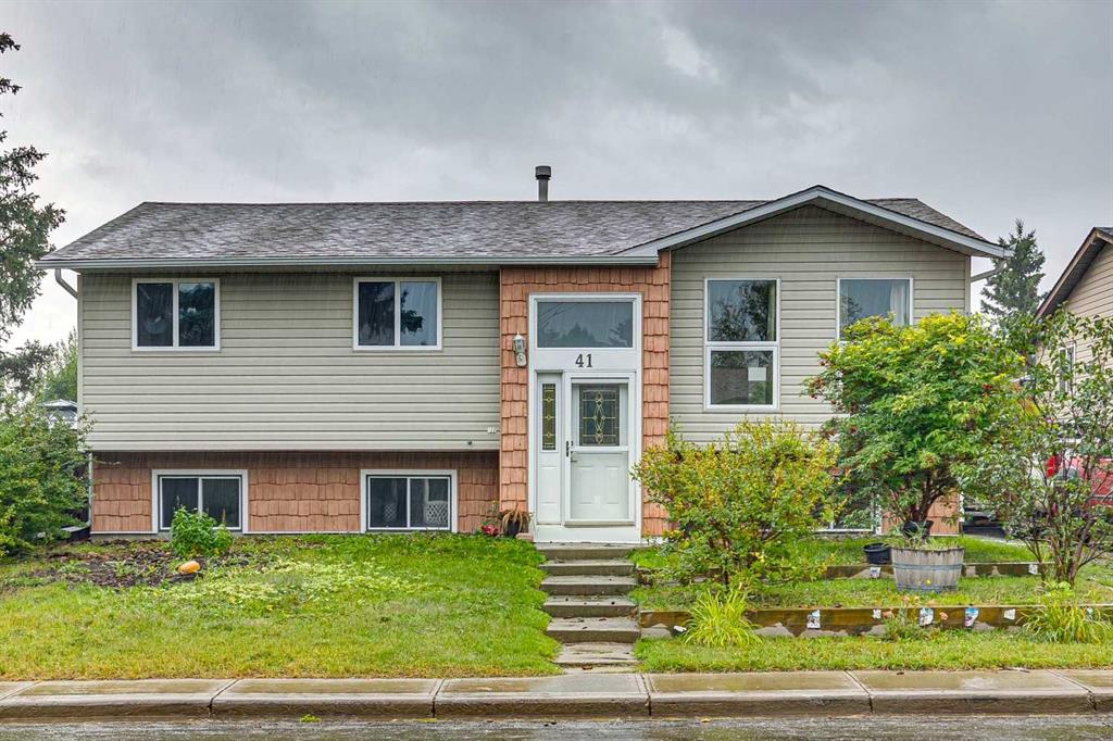 Picture of 41 Brentwood Drive , Strathmore Real Estate Listing