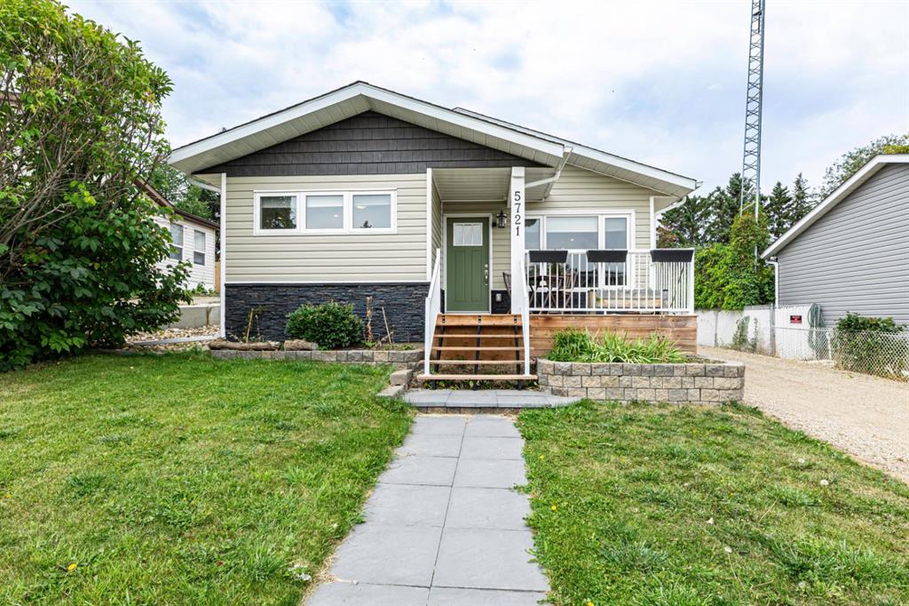 Picture of 5721 51 Avenue , Innisfail Real Estate Listing