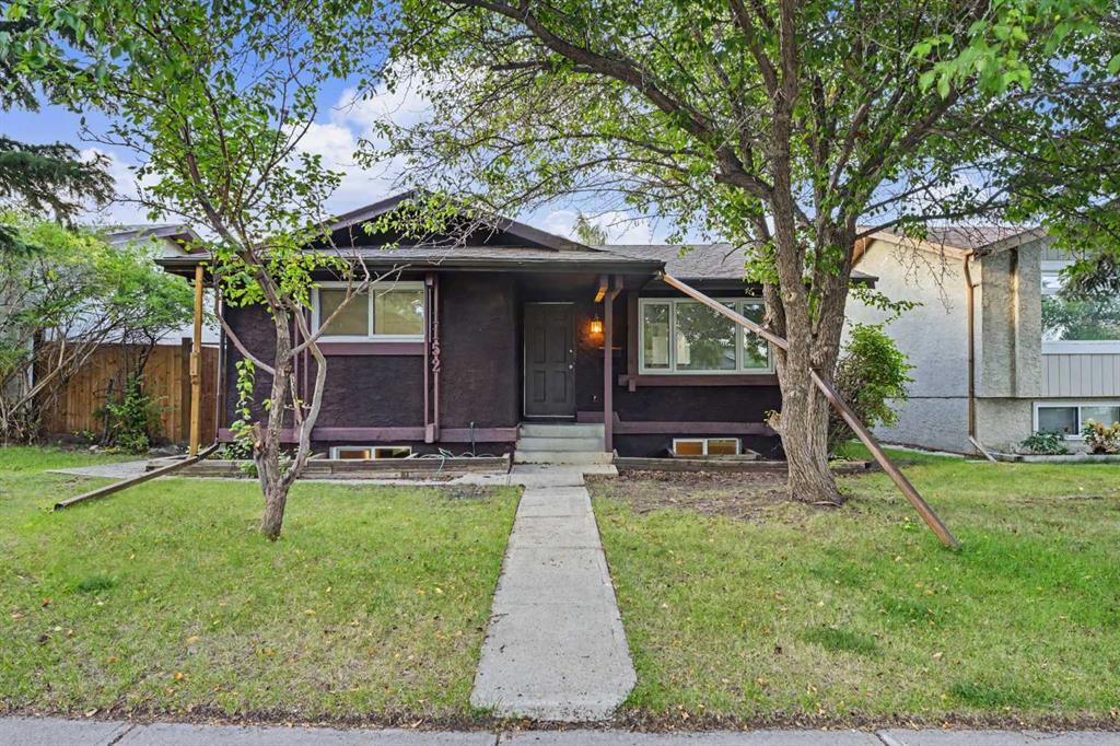 Picture of 1152 Ranchlands Boulevard NW, Calgary Real Estate Listing