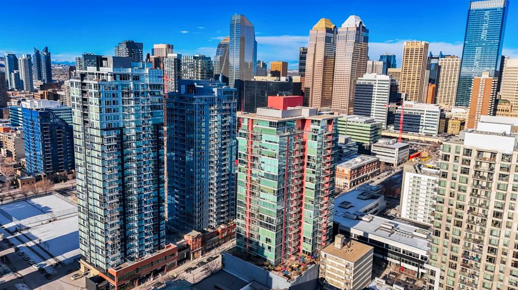Picture of 2001, 215 13 Avenue SW, Calgary Real Estate Listing