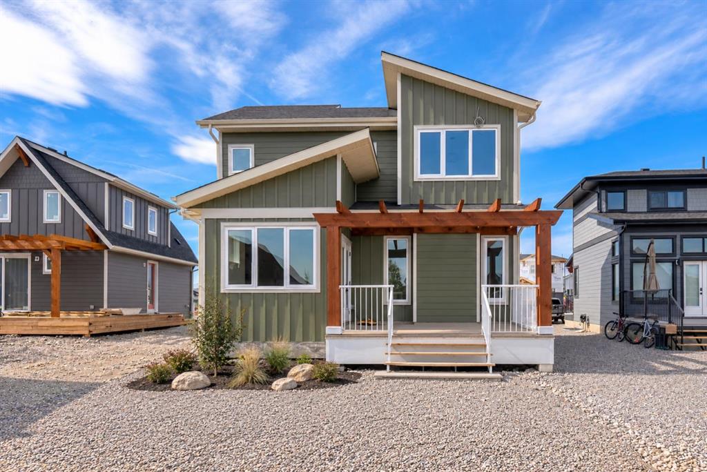 Picture of 638 Cottageclub Bend , Rural Rocky View County Real Estate Listing