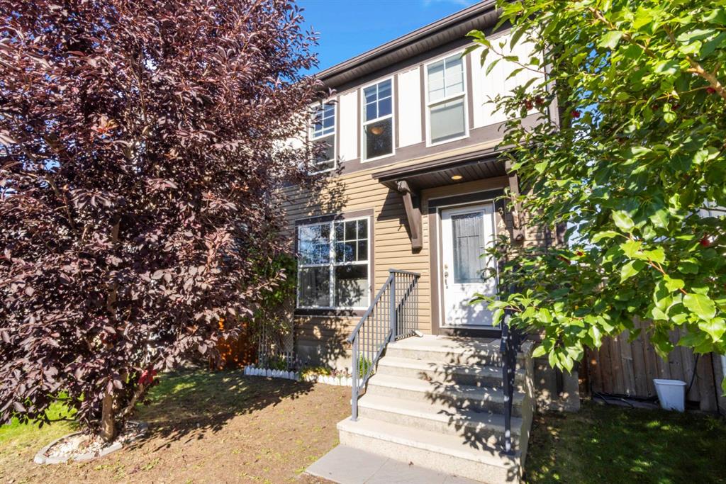 Picture of 348 Auburn Crest Way SE, Calgary Real Estate Listing