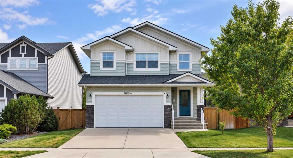 Picture of 1616 Coalbanks Boulevard W, Lethbridge Real Estate Listing