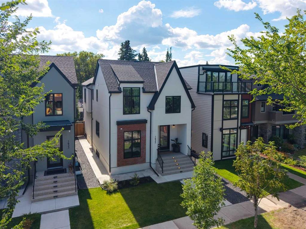 Picture of 1635 Bowness Road NW, Calgary Real Estate Listing