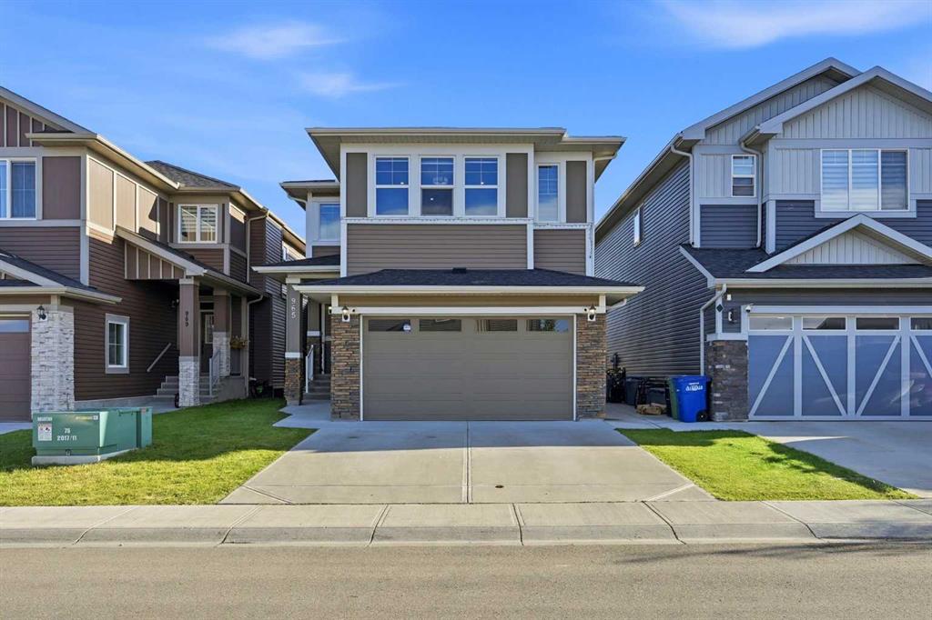 Picture of 965 Midtown Avenue SW, Airdrie Real Estate Listing