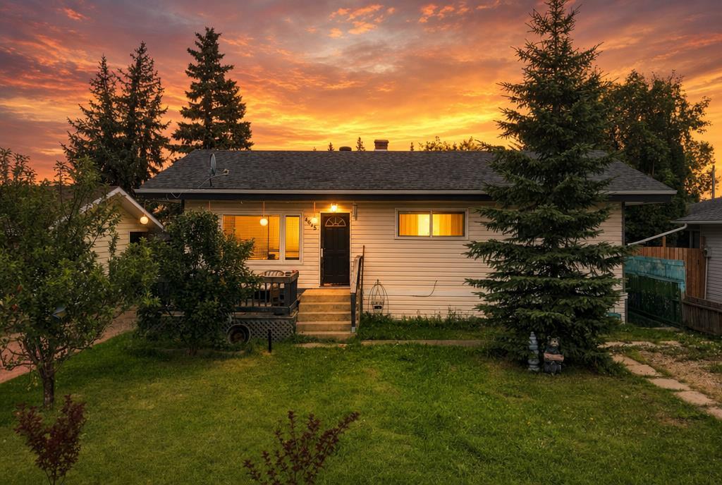 Picture of 4625 47 Street , Sylvan Lake Real Estate Listing