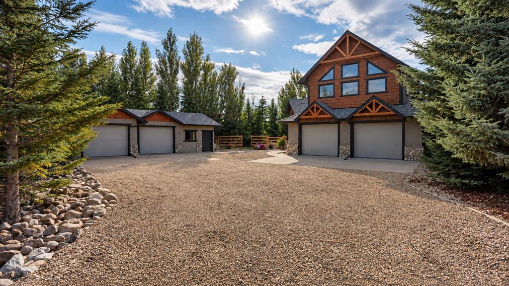Picture of 618 Peacock Close , Rural Camrose County Real Estate Listing