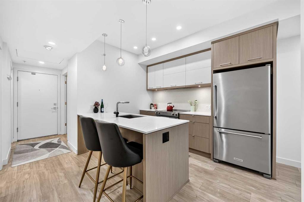 Picture of 307, 3450 19 Street SW, Calgary Real Estate Listing
