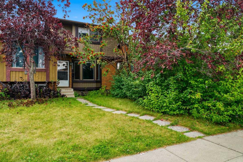 Picture of 4235 49 Street NE, Calgary Real Estate Listing