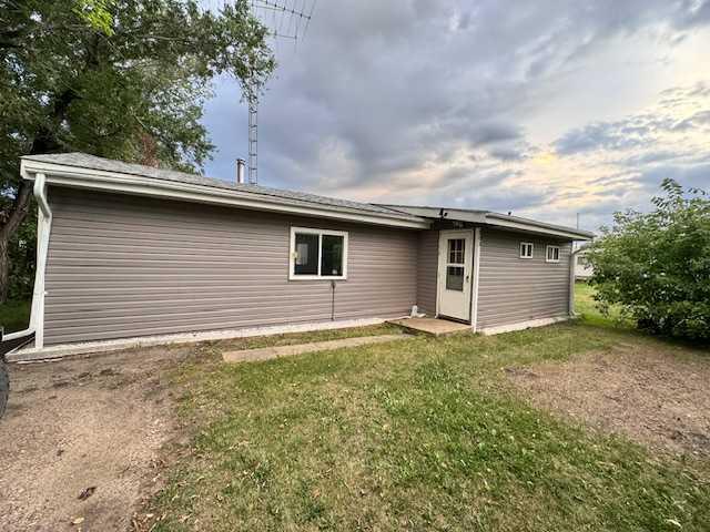 Picture of 303 2nd Avenue W, Maidstone Real Estate Listing