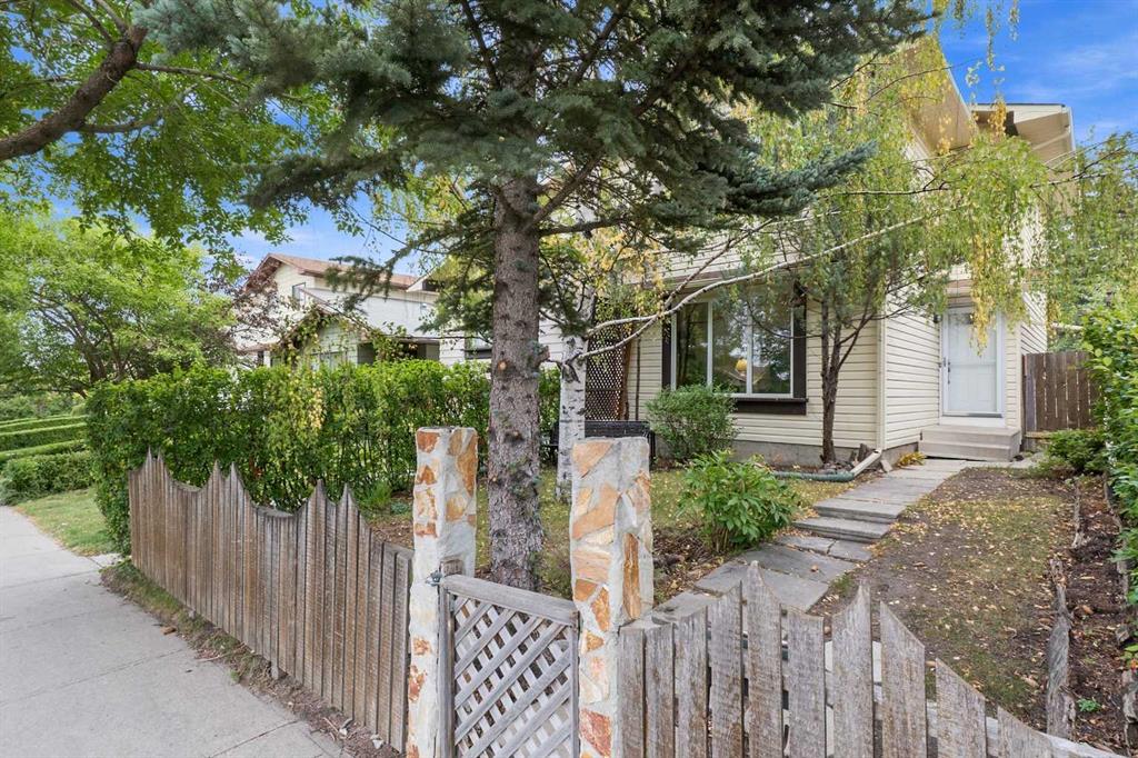 Picture of 30 Bermuda Drive NW, Calgary Real Estate Listing