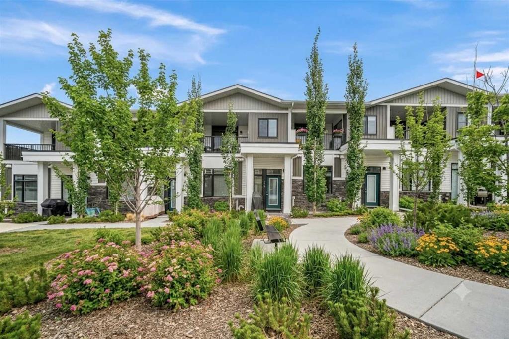 Picture of 210 Crestbrook Common SW, Calgary Real Estate Listing