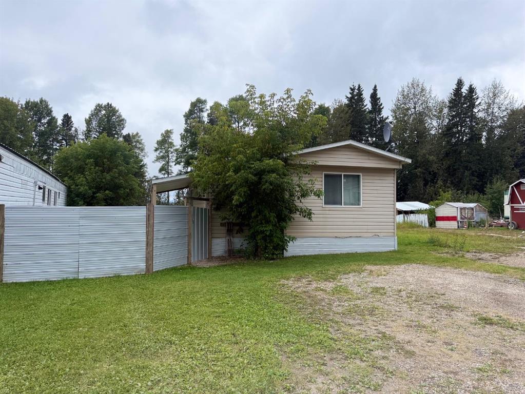 Picture of 32 9-Pinewoods Drive , Rural Clearwater County Real Estate Listing
